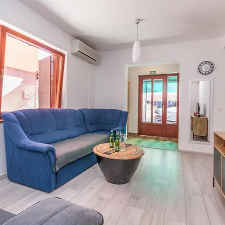 In With Wifi Apartment Biograd Na Moru